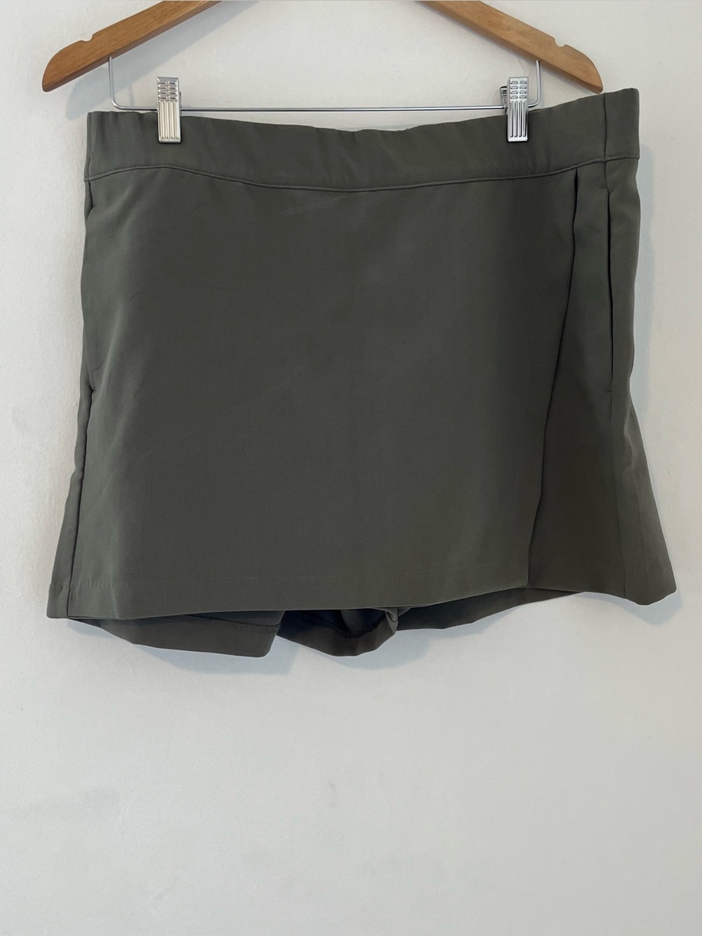 Frank & Oak Olive Green Skort